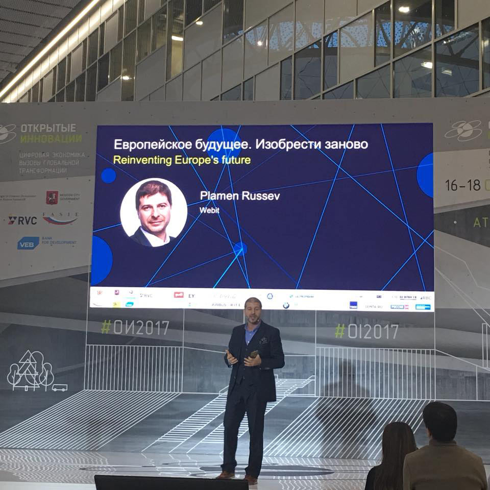 Plamen Russev presenting the strategy of Intelligent Specialization of CE Europe at Governmental Open Innovations Forum, Moscow 2017